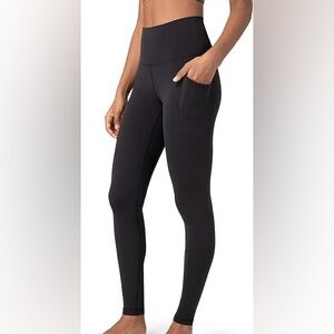 High-Waisted Black Leggings (no pockets]